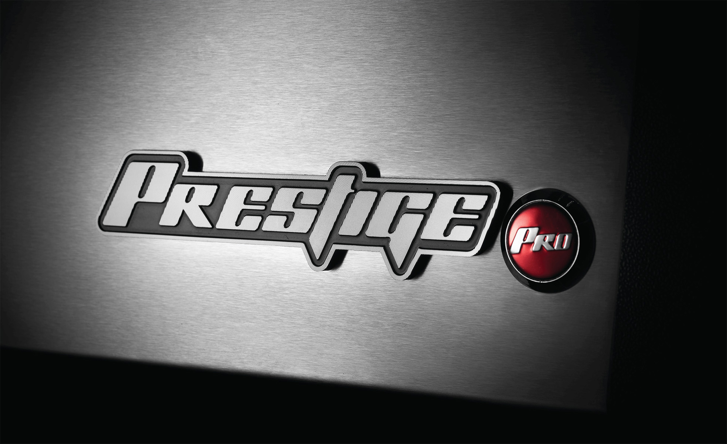 Napoleon Prestige Pro 665, Edelstahl Logo