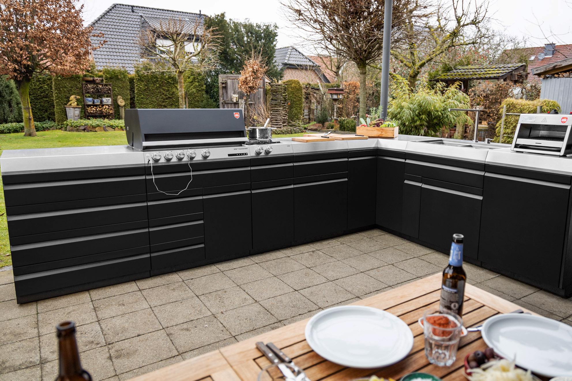 Outdoorkuechen_Insanity_2 Otto Wilde G32 Connected INSANITY