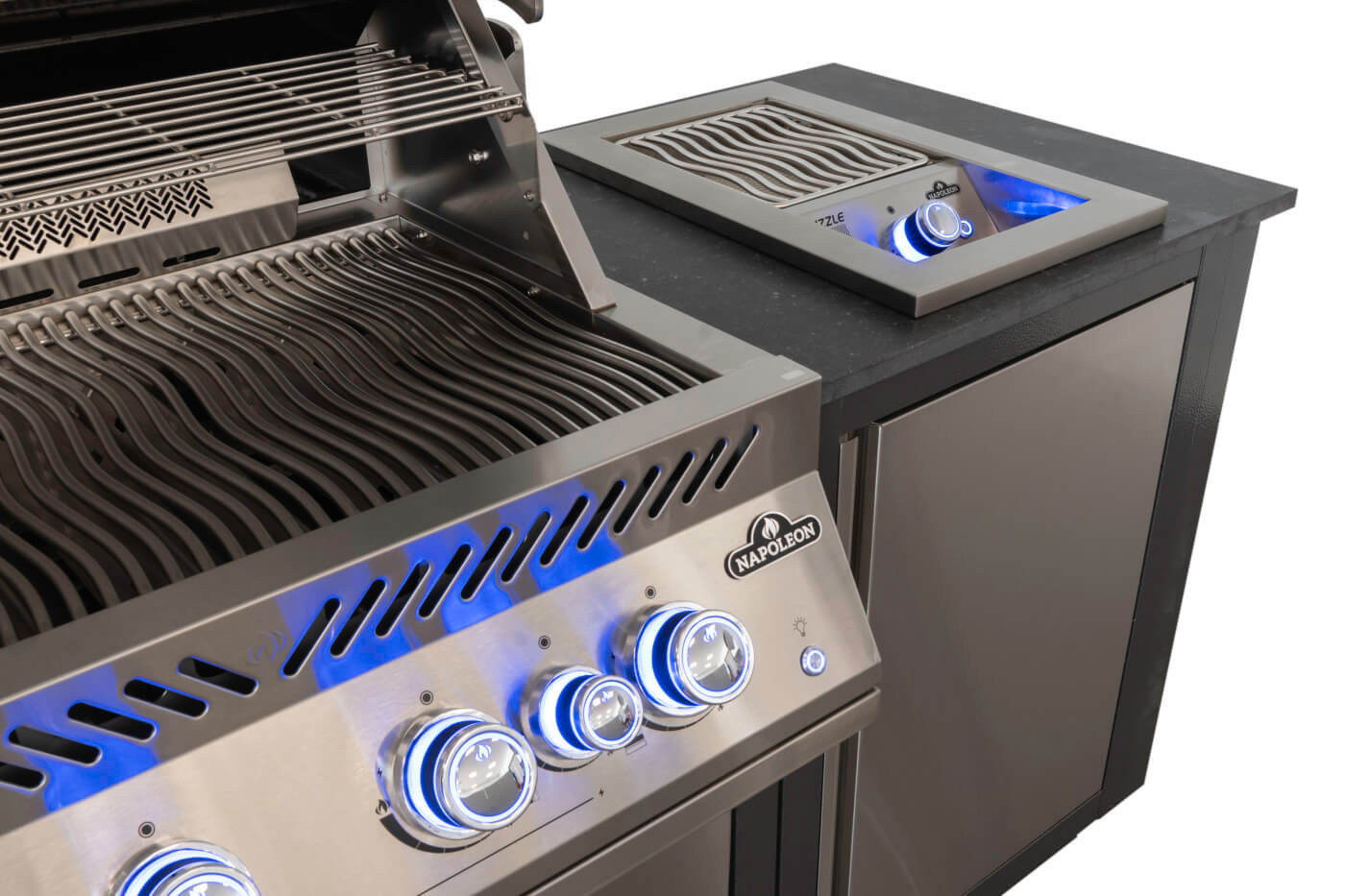 Napoleon Oasis 105 Outdoor-Küche, Einbau 32" der Serie 700